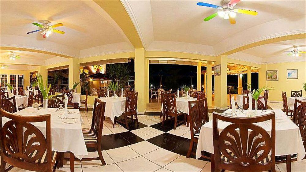 Rooms On The Beach Ocho Rios Esterno foto