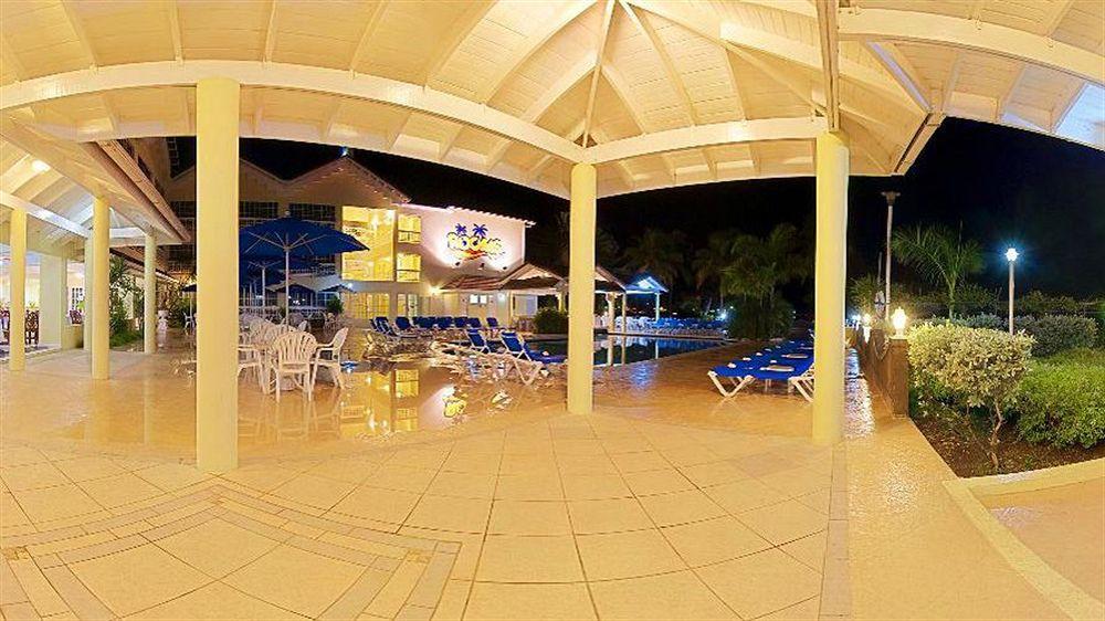 Rooms On The Beach Ocho Rios Esterno foto