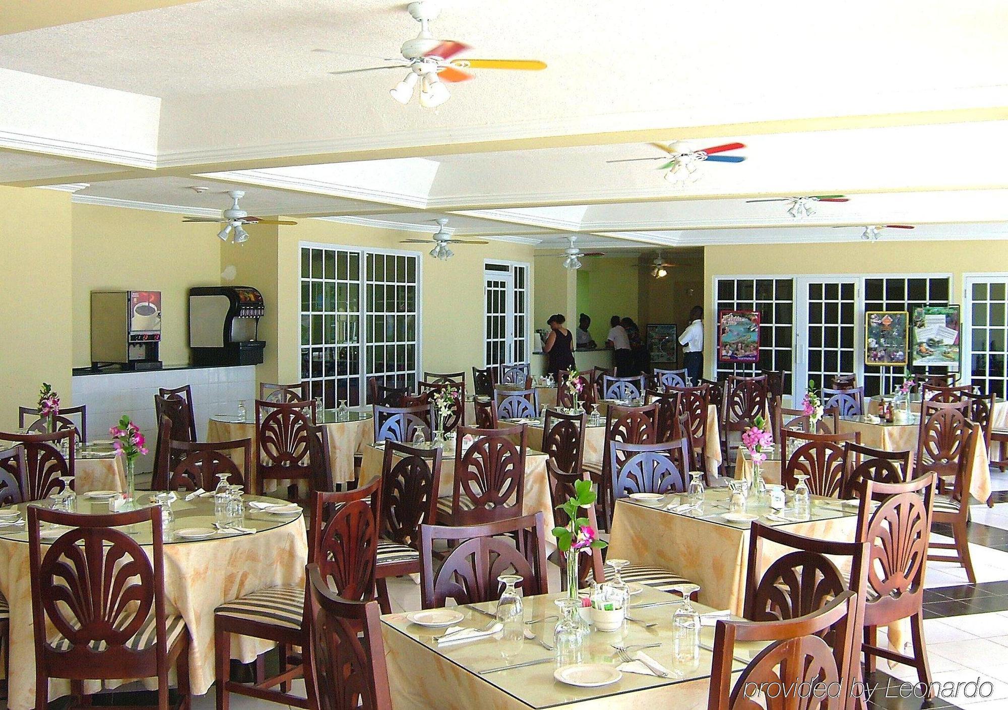 Rooms On The Beach Ocho Rios Esterno foto
