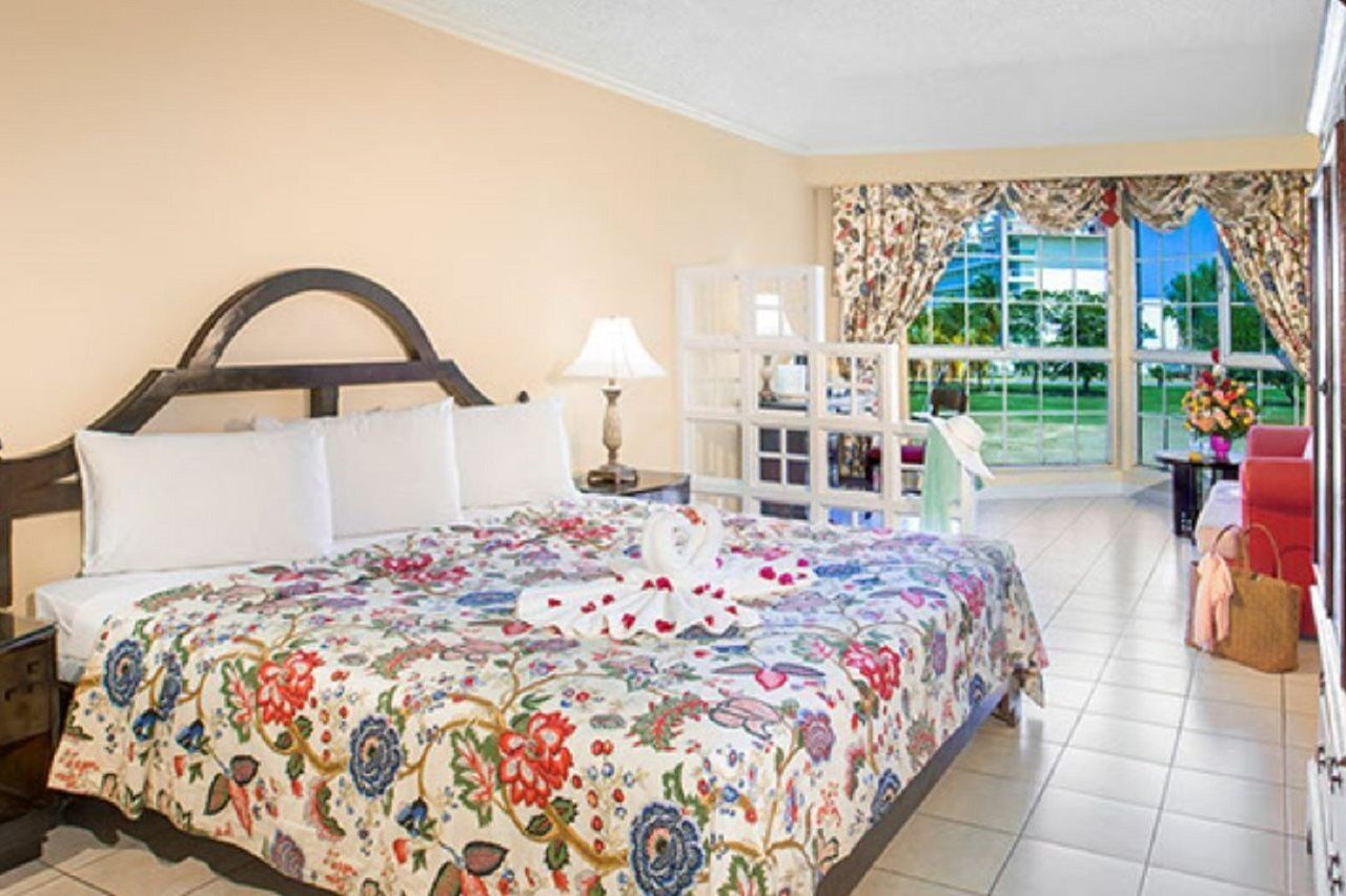 Rooms On The Beach Ocho Rios Esterno foto